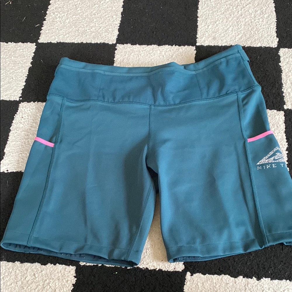 Nike Trail Teal and Pink Bike Shorts Athletic Performance